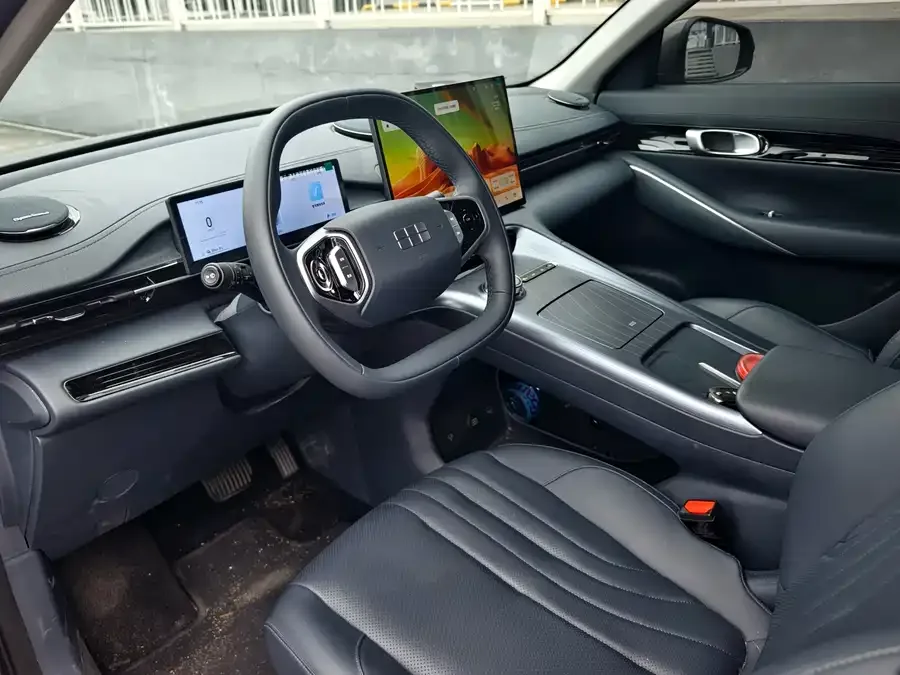 Geely Galaxy E5 Galaxy E5 2026 610km Long-Range Edition 2025 — миниатюра 2