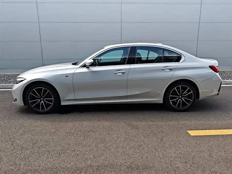BMW 3 Series BMW 3 Series 2025 325i M Sport Package 2025 — миниатюра 5