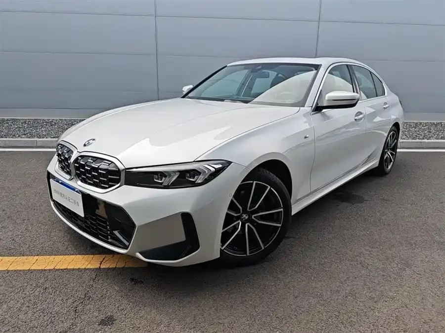 BMW 3 Series 2025