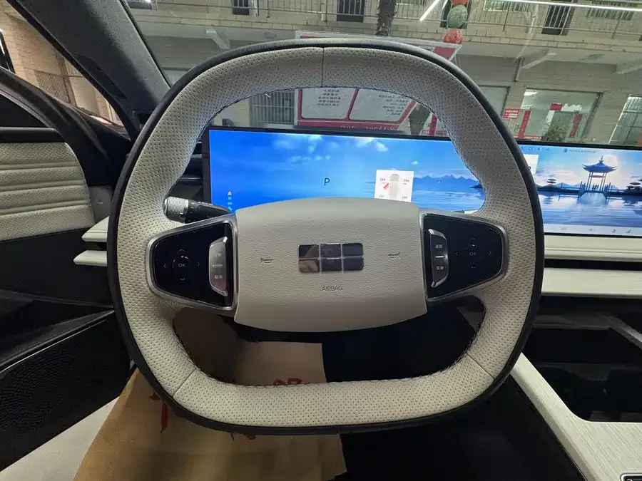 Geely Galaxy E8 Galaxy E8 2024 665km RWD Starship Long Range Edition 2024 — миниатюра 4
