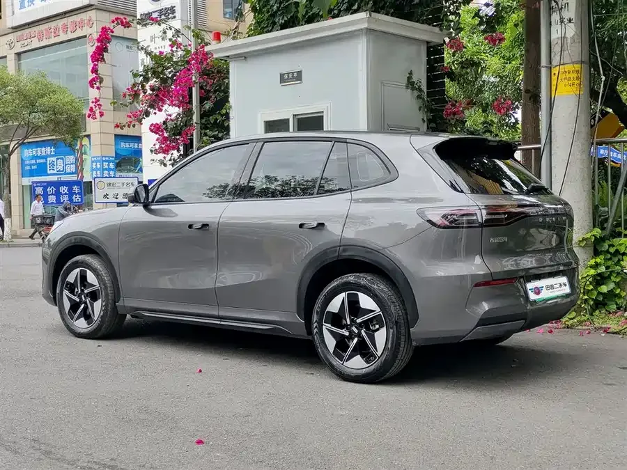 Geely Galaxy E5 Galaxy E5 2024 530km Long Range Edition 2025 — миниатюра 4
