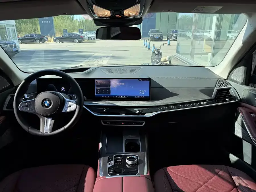 BMW X5 2023 xDrive 30Li Exclusive M Sport Package 2025 — миниатюра 2