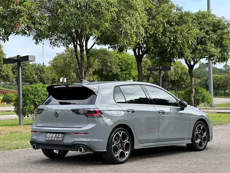 Volkswagen GOLF GTI 2026 Golf GTI 380TSI DSG GTI 2026 — миниатюра 2