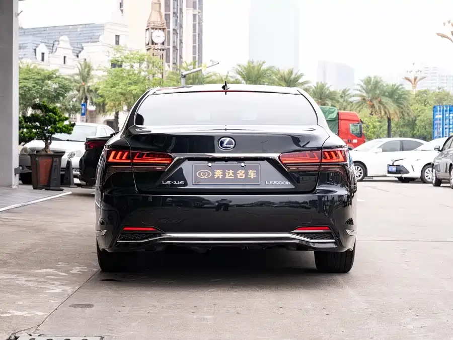 Lexus LS 2021 500h Premium Edition 2023 — миниатюра 2