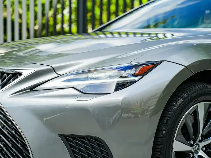 Lexus LS 2021 500h Excellence Edition 2022 — миниатюра 3
