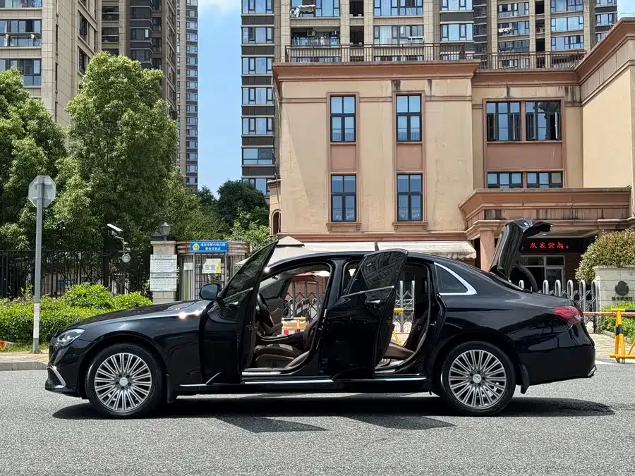 Mercedes-Benz E-Class Mercedes-Benz E-Class 2021 facelift E 260 L 2022 — миниатюра 5