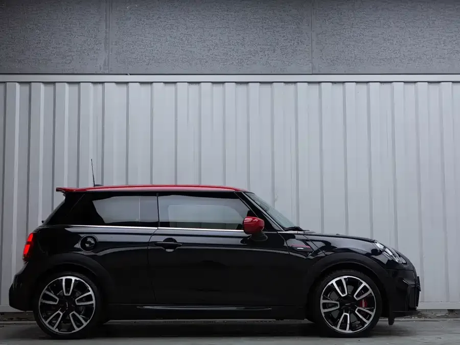 MINI JCW MINI JCW 2023 2.0T JOHN COOPER WORKS ALL-IN 2023 — миниатюра 2