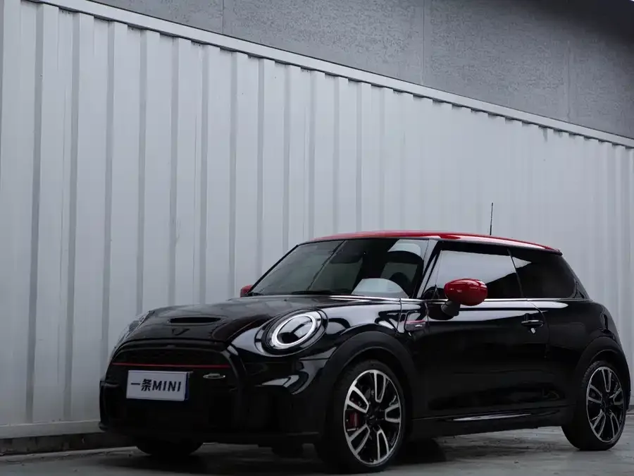 MINI JCW 2023