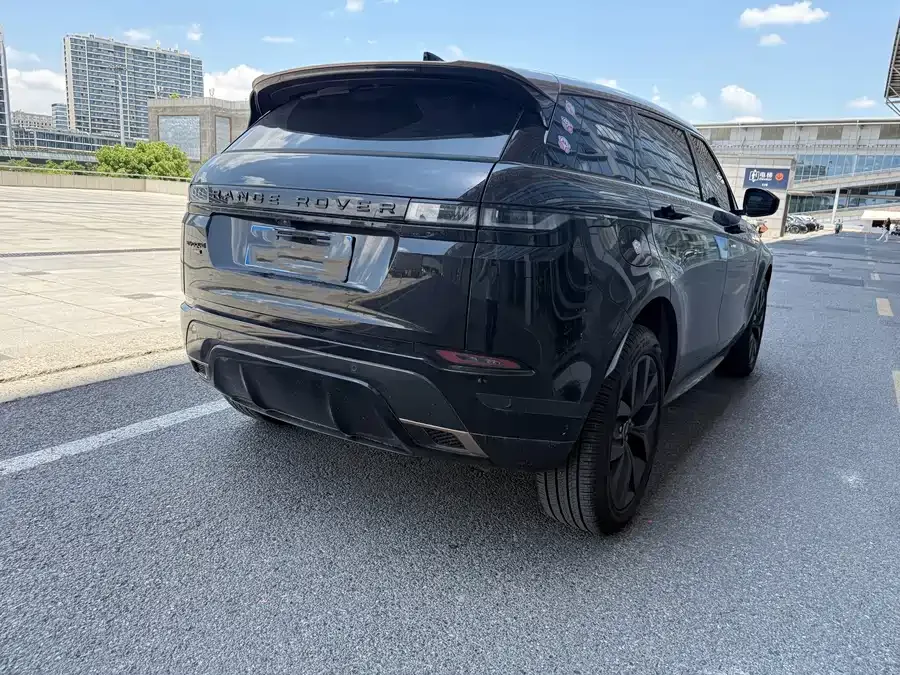 Land Rover Range Rover Aurora Range Rover Aurora 2023 Aurora L 249PS Corinthian Bronze Special Edition 2024 — миниатюра 3