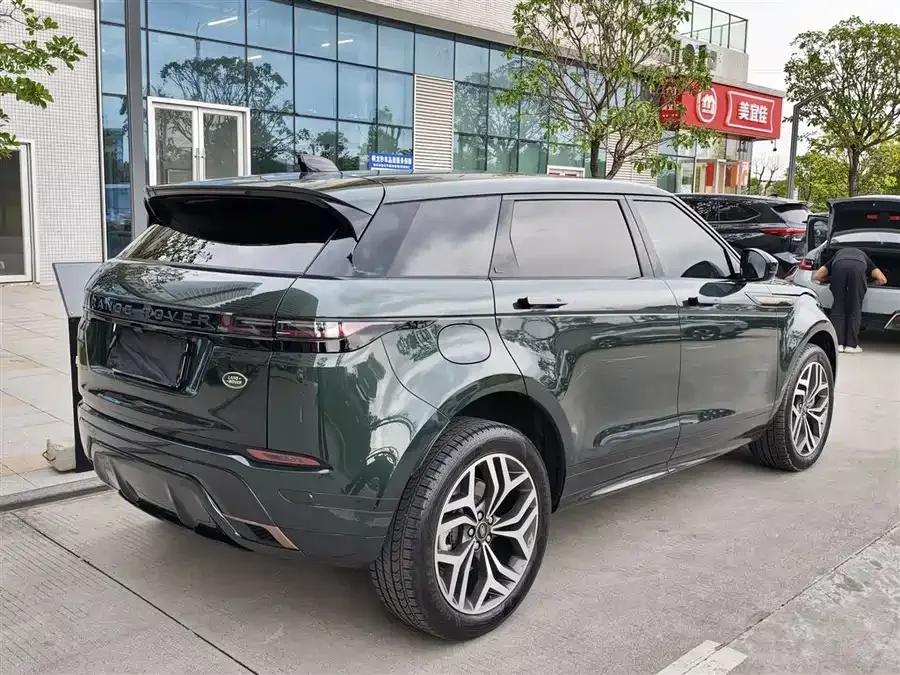 Land Rover Range Rover Aurora 2024 Range Rover Evoque L SE Yuguang Honor Edition 2025 — миниатюра 5