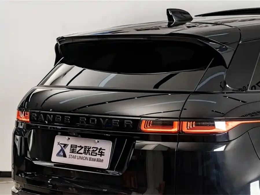 Land Rover Range Rover Aurora Range Rover Aurora 2023 Aurora L 249PS Luxury Edition 2024 — миниатюра 3