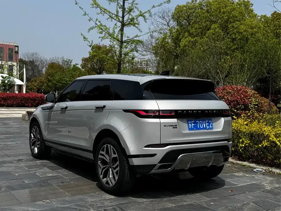 Land Rover Range Rover Aurora Range Rover Aurora 2023 Aurora L 249PS Luxury Edition 2023 — миниатюра 4