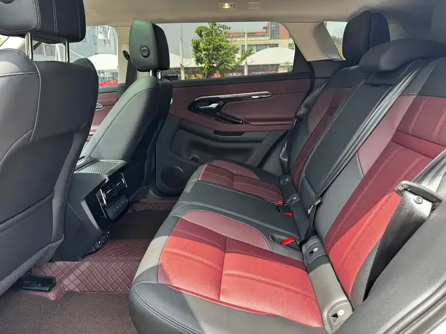 Land Rover Range Rover Aurora Range Rover Aurora 2023 Aurora L 249PS Luxury Edition 2023 — миниатюра 5