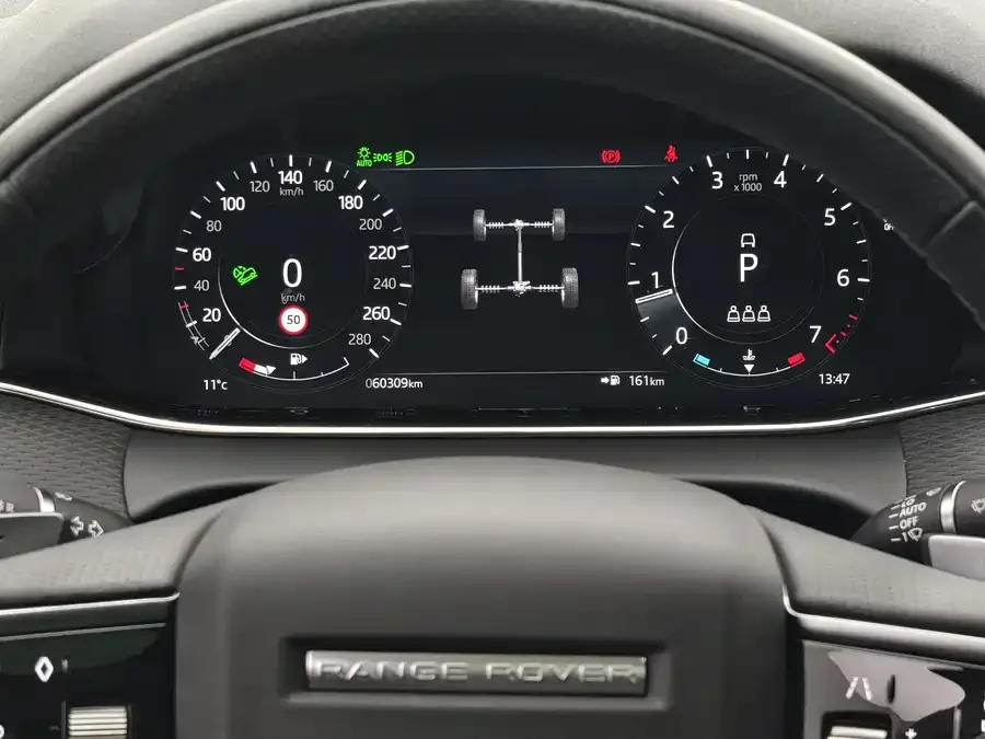 Land Rover Range Rover Aurora Range Rover Evoque 2021 Evoque L 249PS R-Dynamic First edition 2022 — миниатюра 2