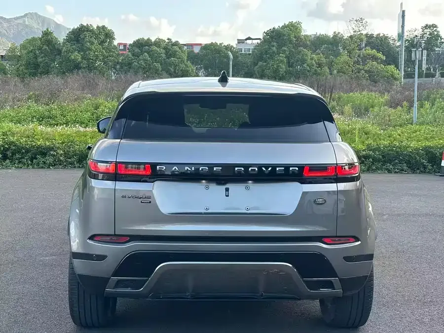 Land Rover Range Rover Aurora Range Rover Evoque 2022 Evoque L 249PS R-Dynamic Deluxe Edition 2022 — миниатюра 3