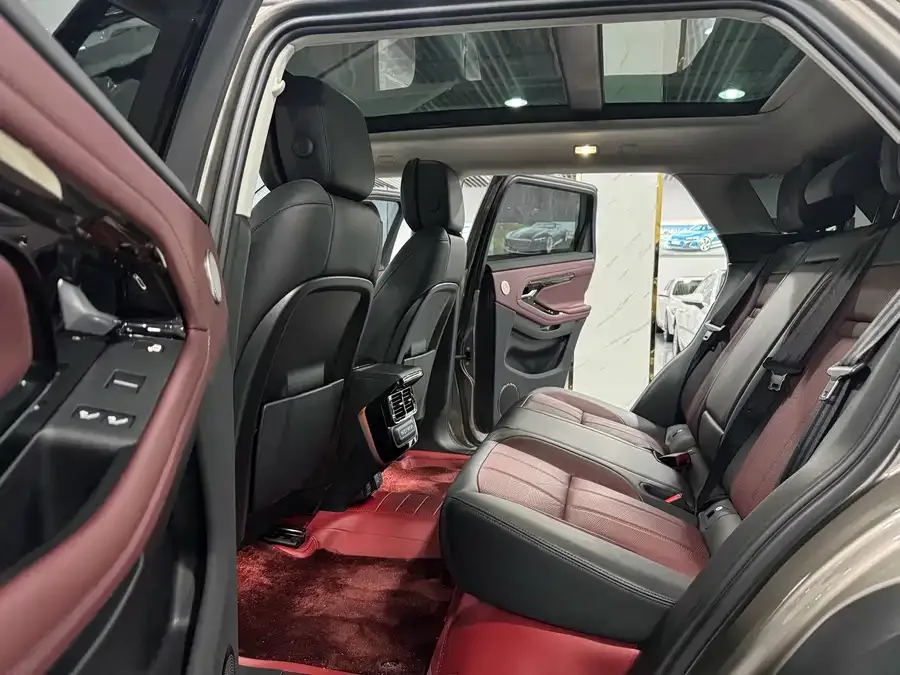 Land Rover Range Rover Aurora 2024 Range Rover Evoque L HSE Ningguang Limited Edition 2024 — миниатюра 2