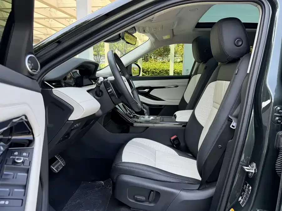 Land Rover Range Rover Aurora Range Rover Evoque 2022 Evoque L 249PS R-Dynamic Deluxe Edition 2022 — миниатюра 2