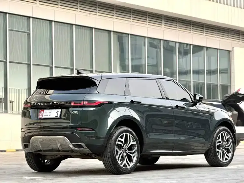 Land Rover Range Rover Aurora Range Rover Evoque 2021 Evoque L 249PS R-Dynamic First edition 2022 — миниатюра 4