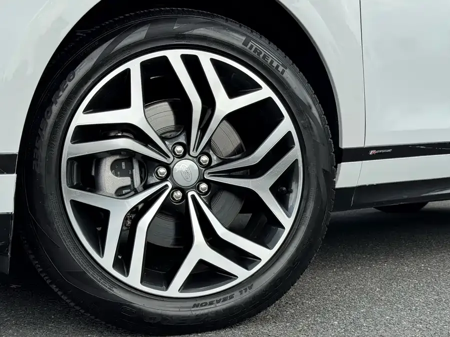 Land Rover Range Rover Aurora Range Rover Evoque 2022 Evoque L 200PS R-Dynamic Standard Elite Edition 2022 — миниатюра 2