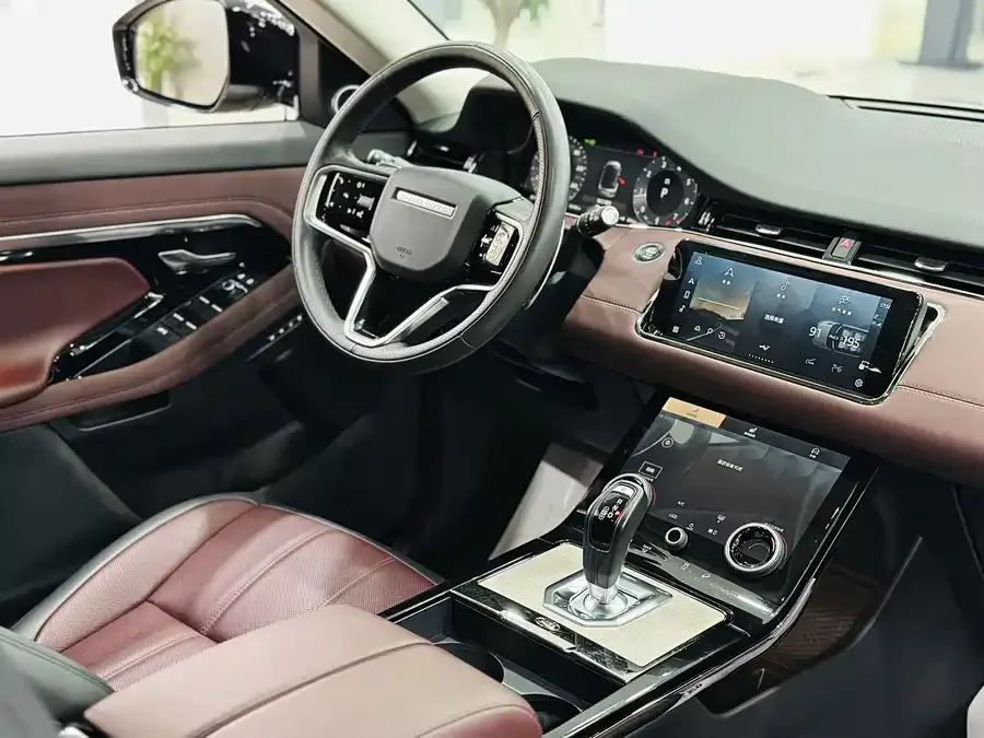 Land Rover Range Rover Aurora Range Rover Aurora 2023 Aurora L 249PS Luxury Edition 2023 — миниатюра 4