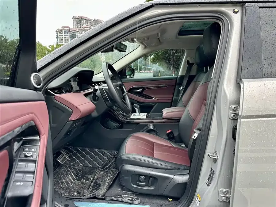 Land Rover Range Rover Aurora Range Rover Aurora 2023 Aurora L 249PS Luxury Edition 2023 — миниатюра 2