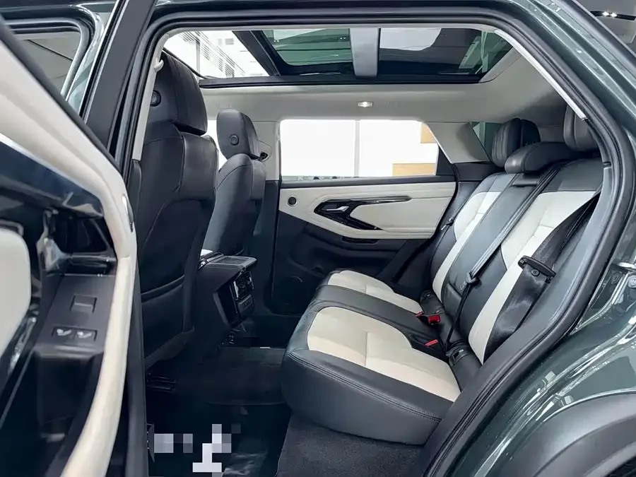 Land Rover Range Rover Aurora Range Rover Evoque 2022 Evoque L 249PS R-Dynamic Deluxe Edition 2022 — миниатюра 2