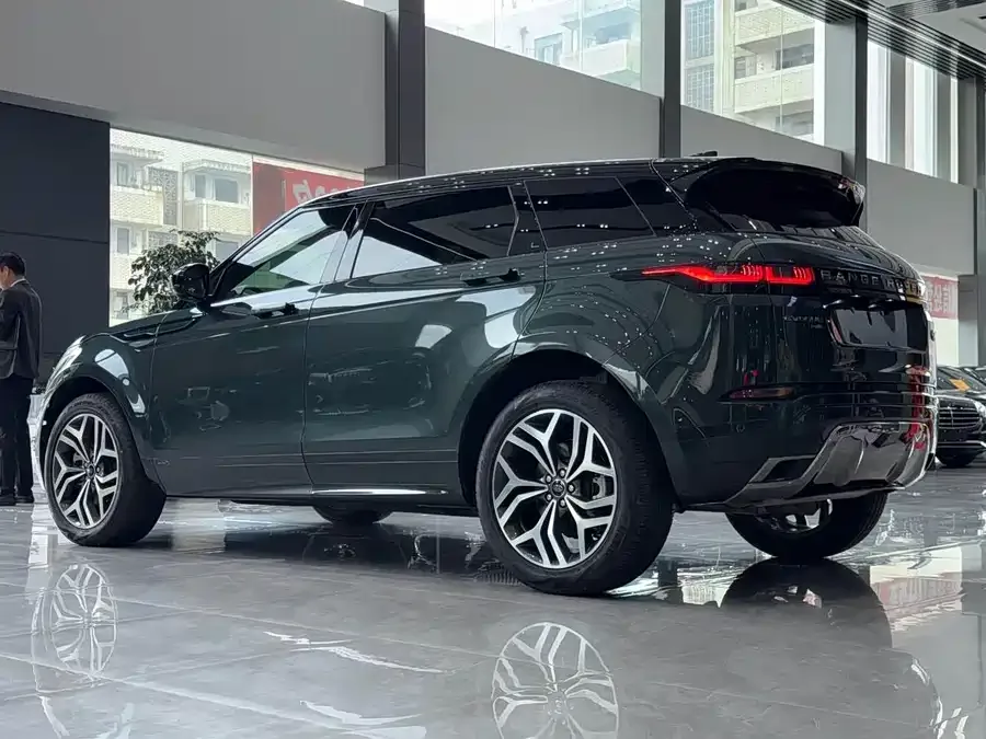 Land Rover Range Rover Aurora Range Rover Evoque 2022 Evoque L 249PS R-Dynamic Deluxe Edition 2022 — миниатюра 3