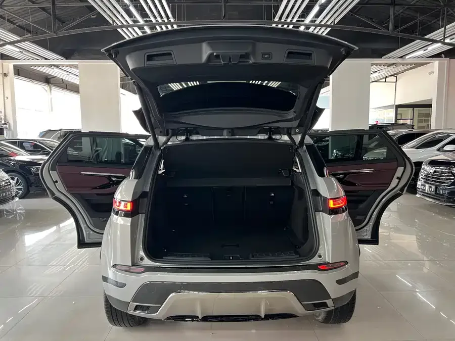 Land Rover Range Rover Aurora Range Rover Evoque 2022 Evoque L 249PS R-Dynamic Deluxe Edition 2023 — миниатюра 4