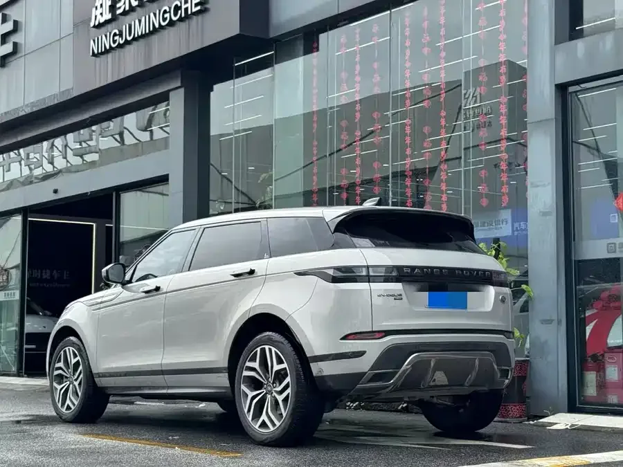 Land Rover Range Rover Aurora Range Rover Evoque 2022 Evoque L 249PS R-Dynamic Deluxe Edition 2023 — миниатюра 4
