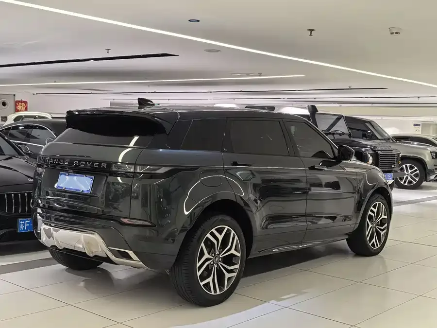 Land Rover Range Rover Aurora Range Rover Evoque 2021 Evoque L 249PS R-Dynamic First edition 2022 — миниатюра 4