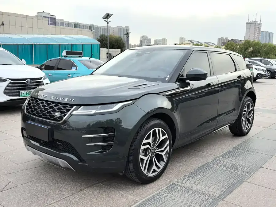 Land Rover Range Rover Aurora Range Rover Aurora 2023 Aurora L 249PS Luxury Edition 2024 — миниатюра 2