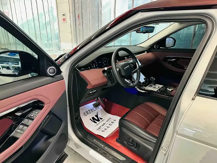 Land Rover Range Rover Aurora Range Rover Evoque 2022 Evoque L 249PS R-Dynamic Corinthian Bronze Special Edition 2023 — миниатюра 4