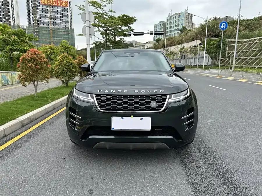 Land Rover Range Rover Aurora Range Rover Aurora 2023 Aurora L 249PS Luxury Edition 2024 — миниатюра 2