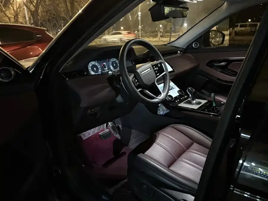 Land Rover Range Rover Aurora Range Rover Aurora 2023 Aurora L 249PS Luxury Edition 2023 — миниатюра 3