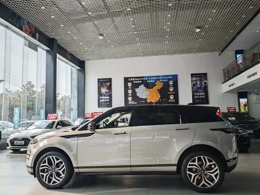 Land Rover Range Rover Aurora Range Rover Evoque 2021 Evoque L 249PS R-Dynamic First edition 2023 — миниатюра 3