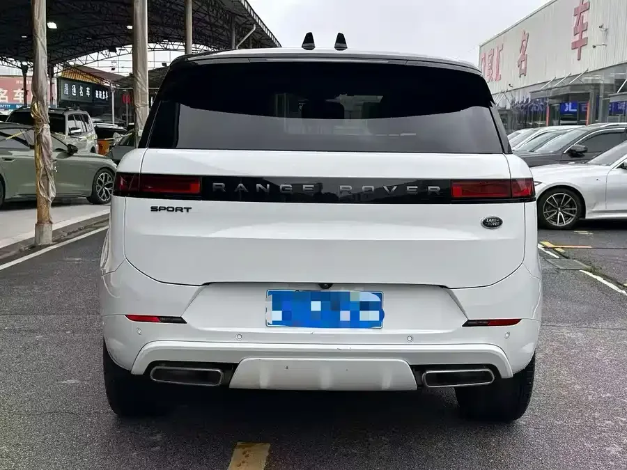 Land Rover Range Rover Sport Range Rover Sport 2024 400PS Dynamic SE 2024 — миниатюра 2