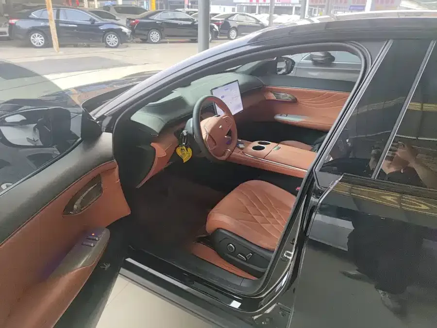 Deepal dark blue S07 Dark Blue S07 2024 200Max 2nd Anniversary Black Gold Knight Edition 2023 — миниатюра 2