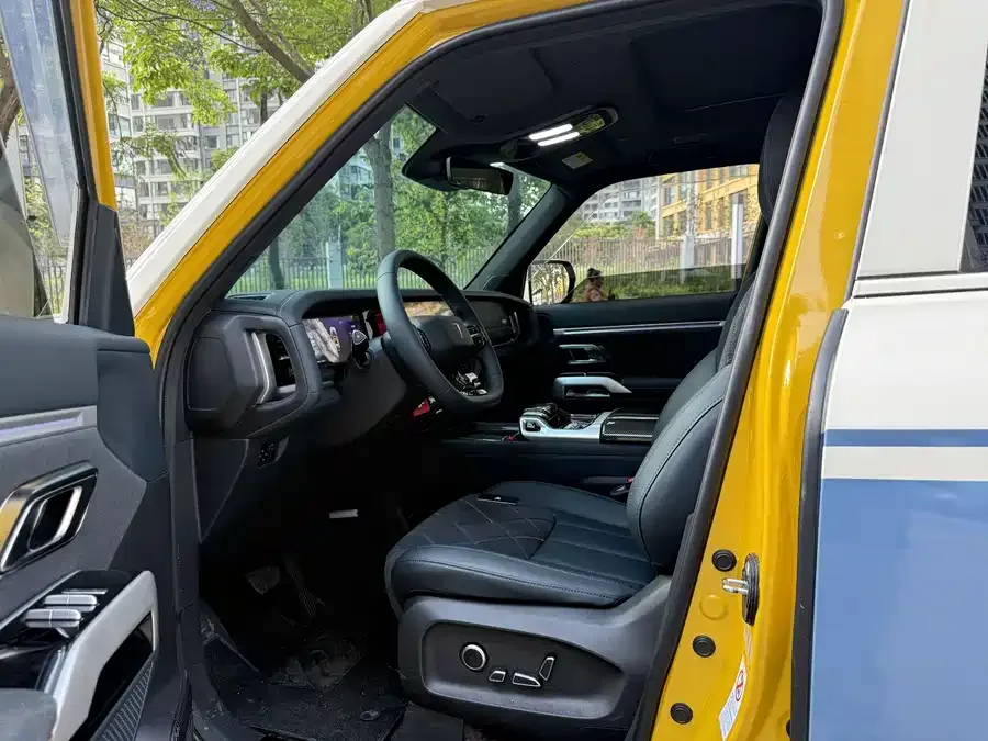 Deepal dark blue G318 Dark Blue G318 2025 Worry-Free Crossing Edition 4WD Mountain Edition 2025 — миниатюра 4