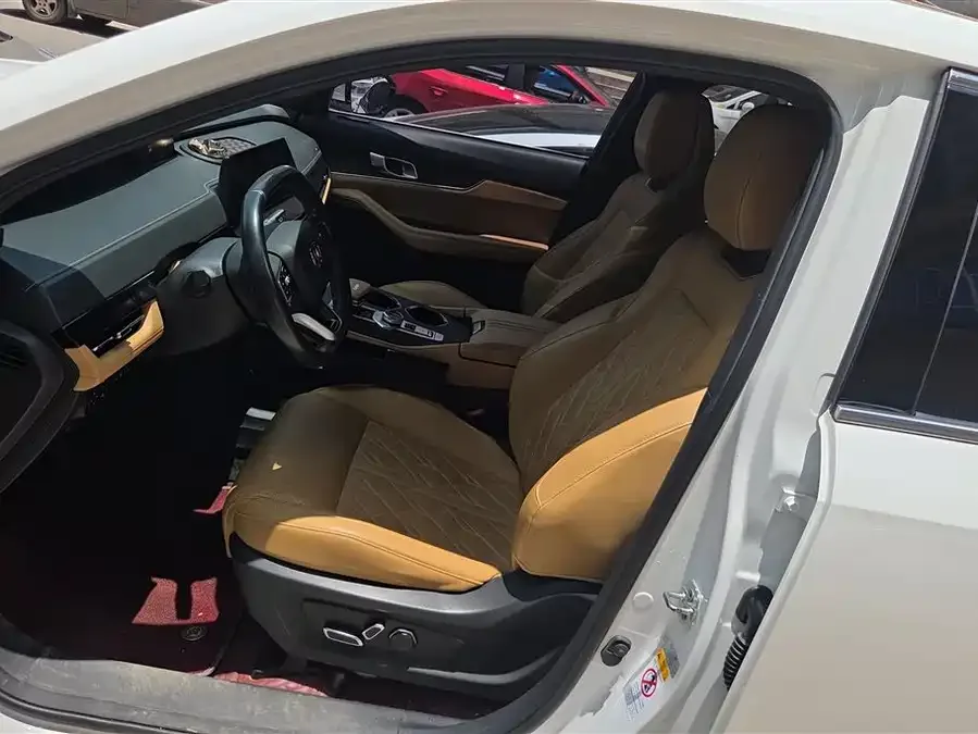 Changan UNI-K Changan UNI-K 2021 2.0T Luxury Edition 2022 — миниатюра 3