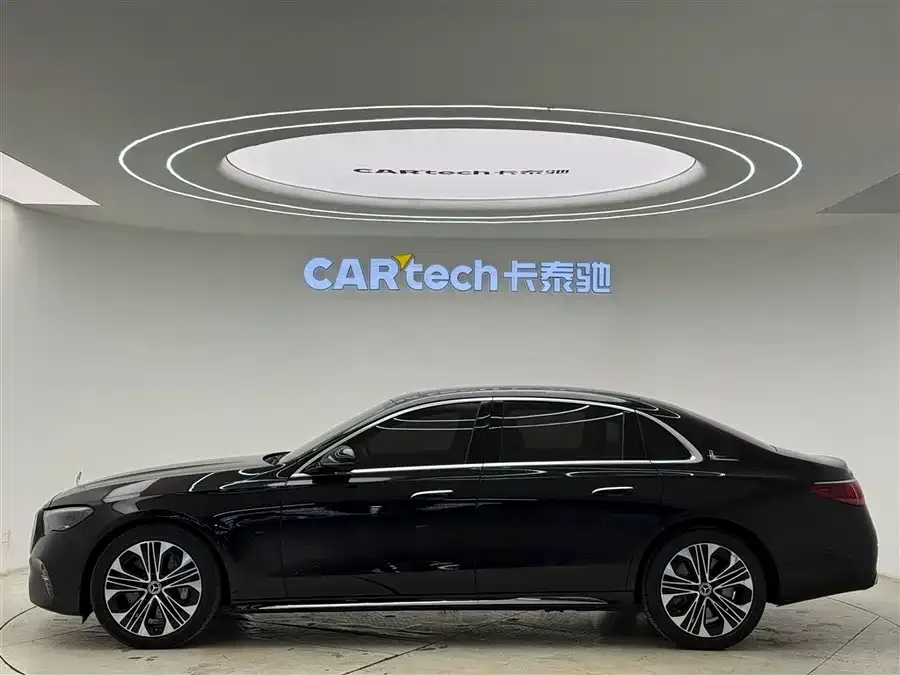 Mercedes-Benz E-class new energy Mercedes-Benz E-Class New Energy 2024 E 350 e L Plug-in Hybrid Sedan 2024 — миниатюра 2