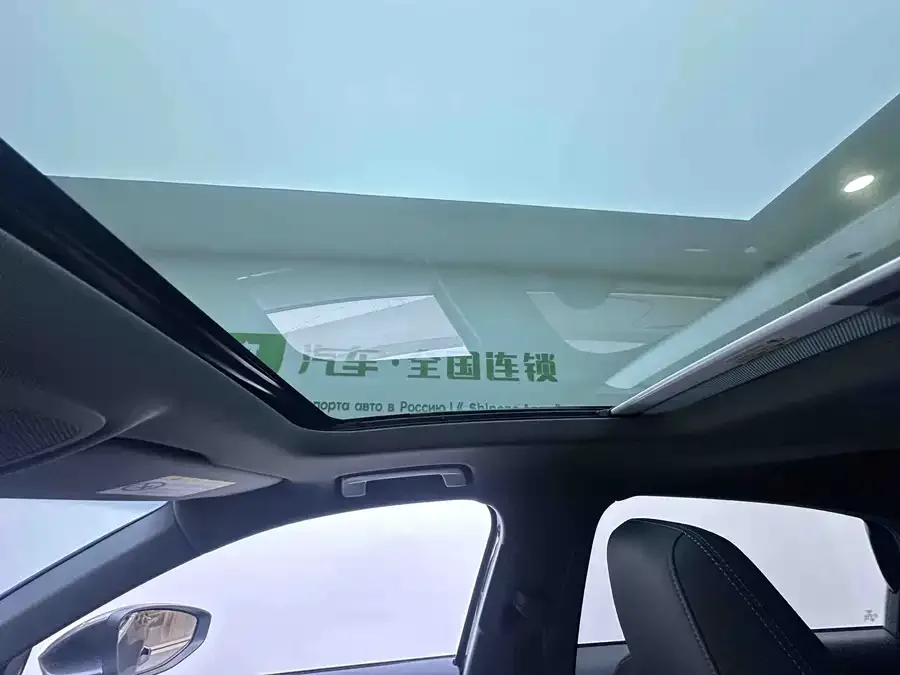 Audi A3 2023 facelift A3L Limousine 35 TFSI stylish and sporty 2023 — миниатюра 3