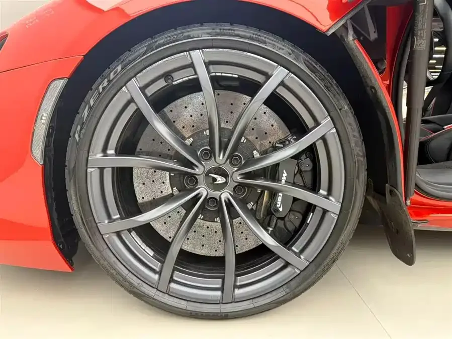 McLaren Artura Artura 2021 3.0T Hybrid Standard Model 2023 — миниатюра 4