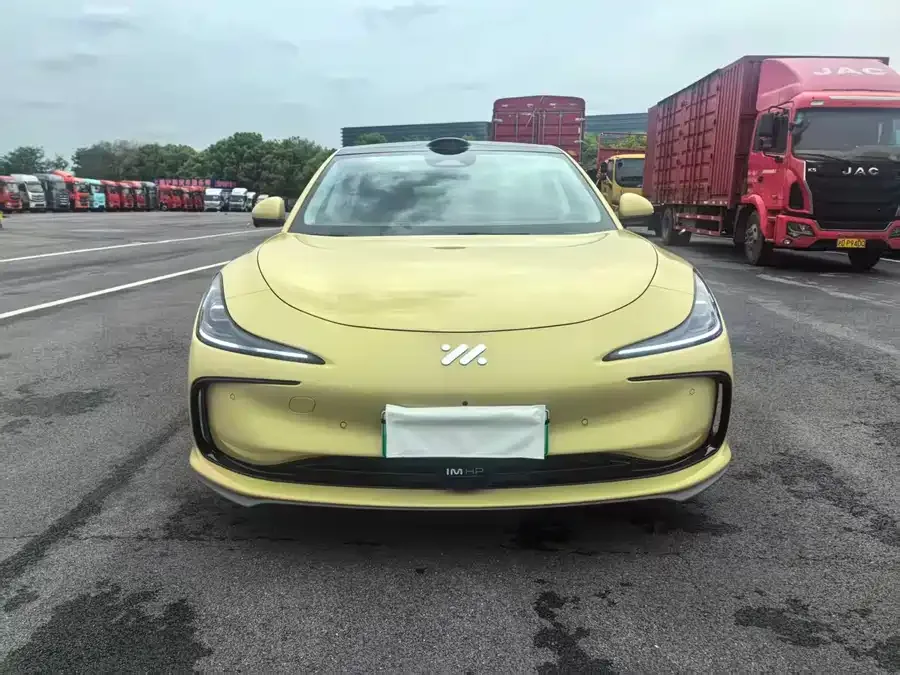 Zhiji L6 2024