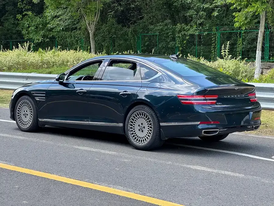 Genesis G80 Genesis G80 2023 2.5T rear-wheel drive flagship version 2023 — миниатюра 2