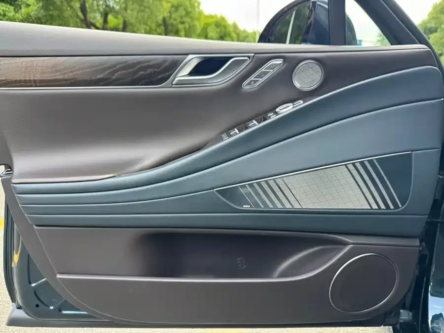 Genesis G80 Genesis G80 2023 2.5T rear-wheel drive flagship version 2023 — миниатюра 5
