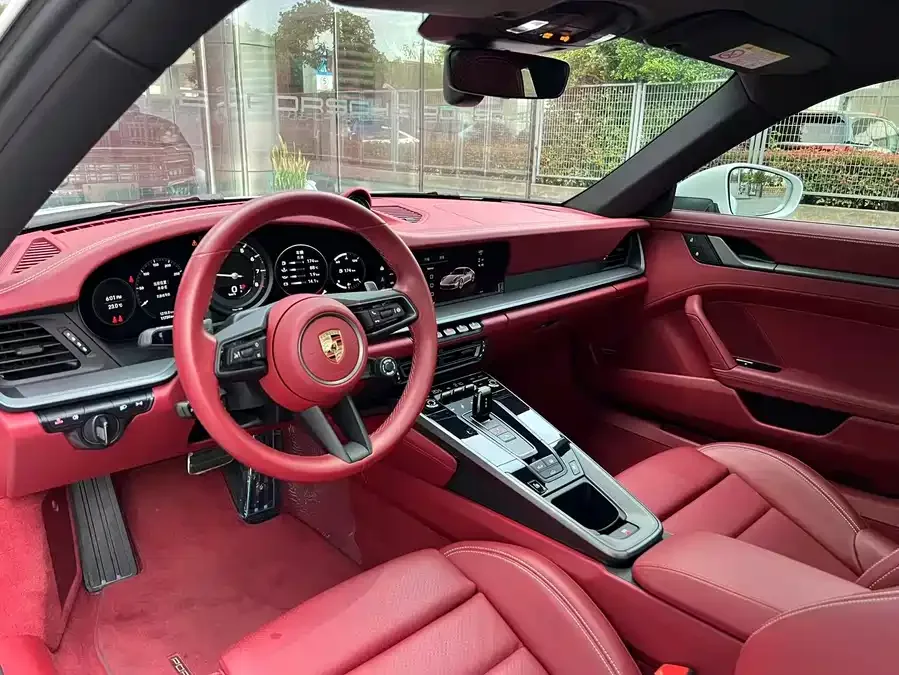 Porsche 911 2023 Carrera 3.0T 2024 — миниатюра 3