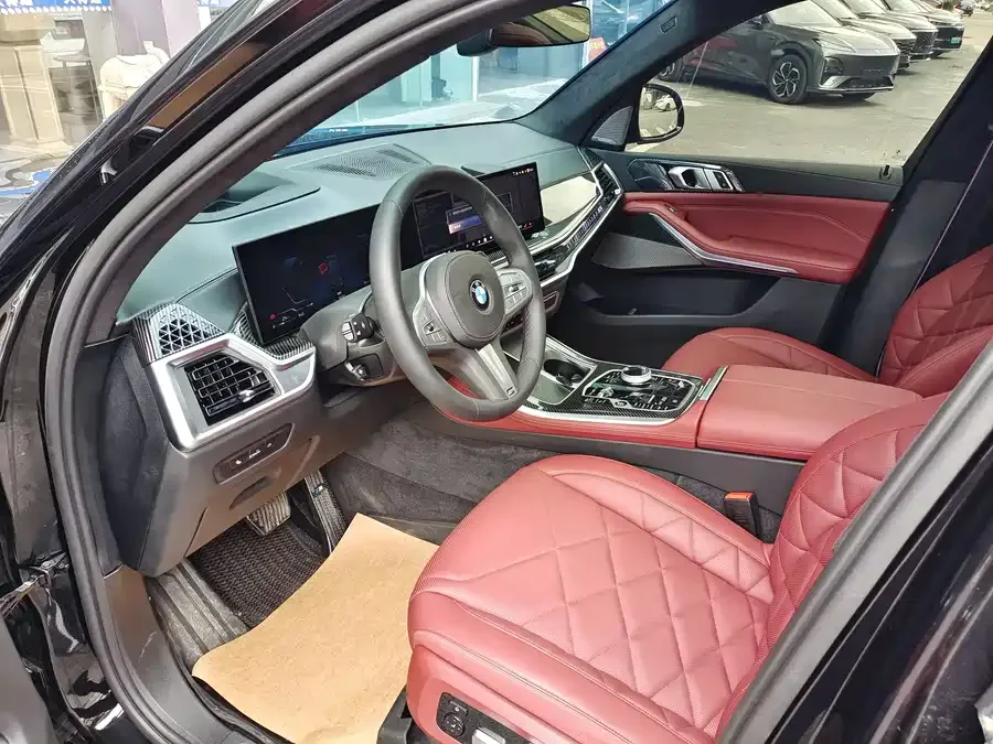 BMW X5 2025 xDrive 40Li M Sport Shadow Edition 2025 — миниатюра 5