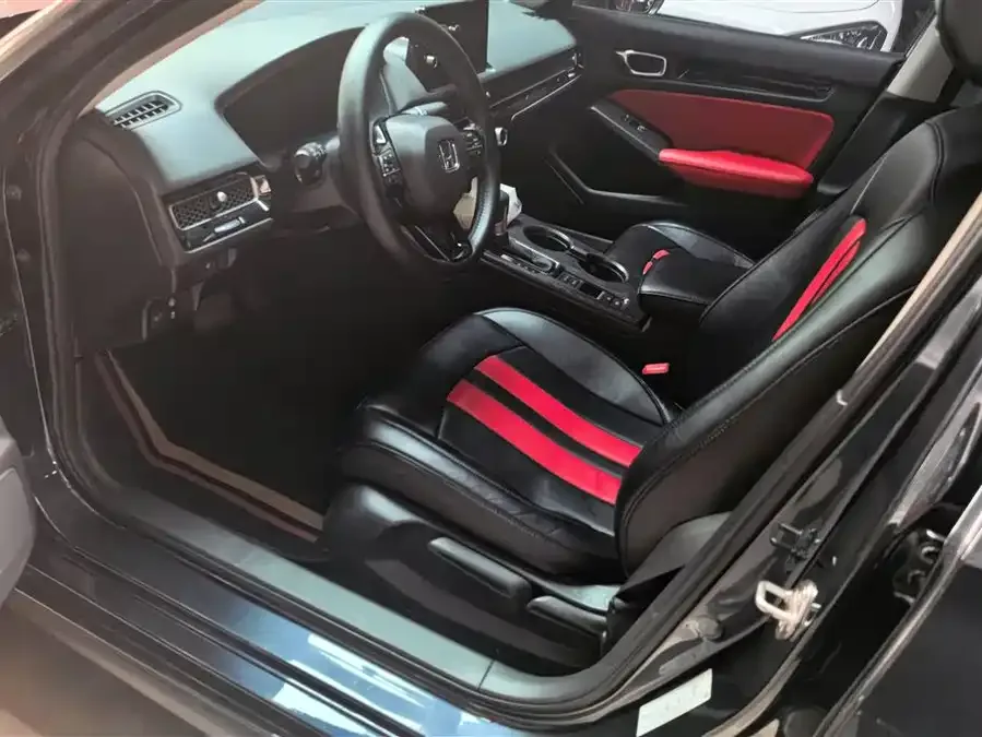 Honda CIVIC 2022 Civic 240TURBO CVT Dynamic Edition 2022 — миниатюра 3