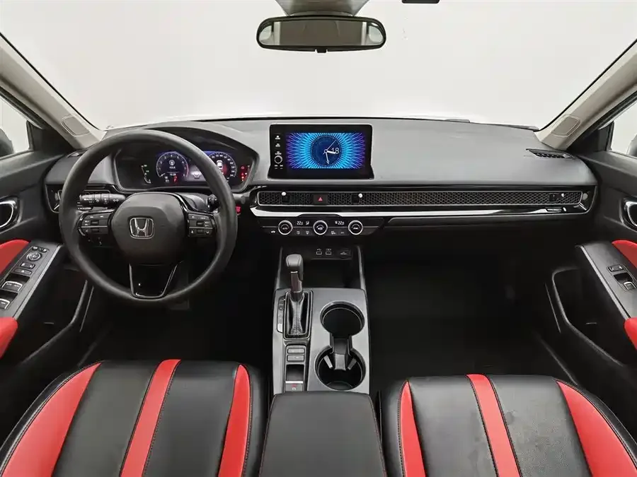 Honda CIVIC 2023 Civic 240TURBO CVT Power Edition 2024 — миниатюра 2