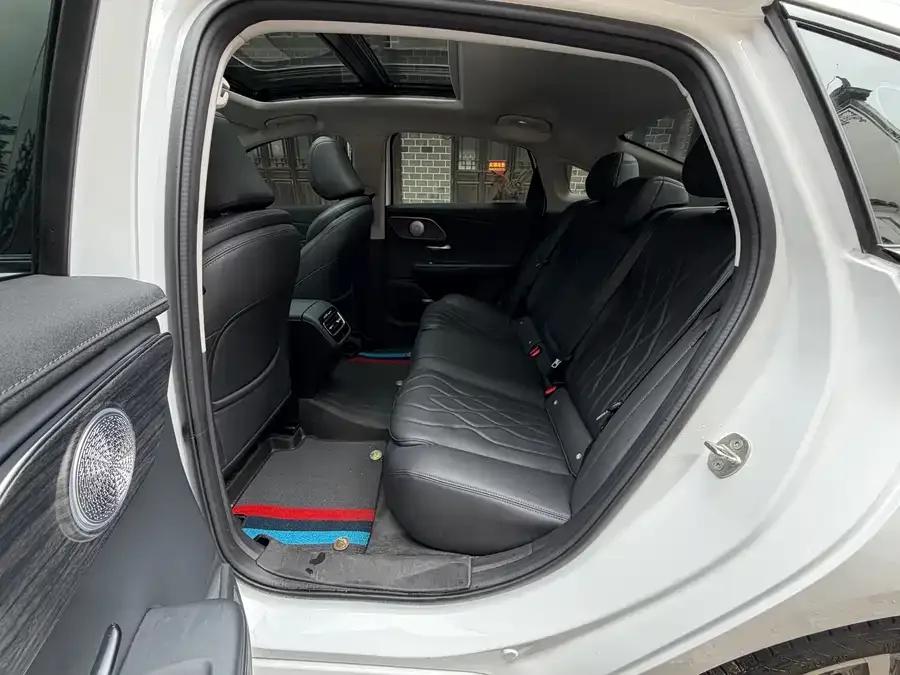 Chery Arrizo 8 PRO Chery Arrizo 8 PRO 2025 2.0T DCT Premium Edition 2025 — миниатюра 5